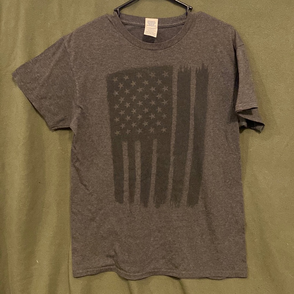 Short sleeved top
